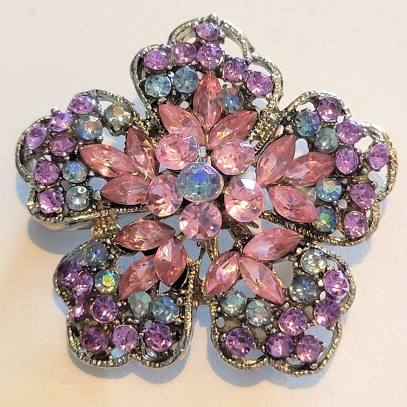 VINTAGE RHINESTONE BROOCH - Picture 1 of 4